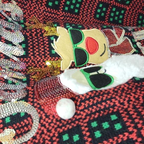 No boundaries Santa's beastie 3- D christmas sweater - Picture 4 of 7